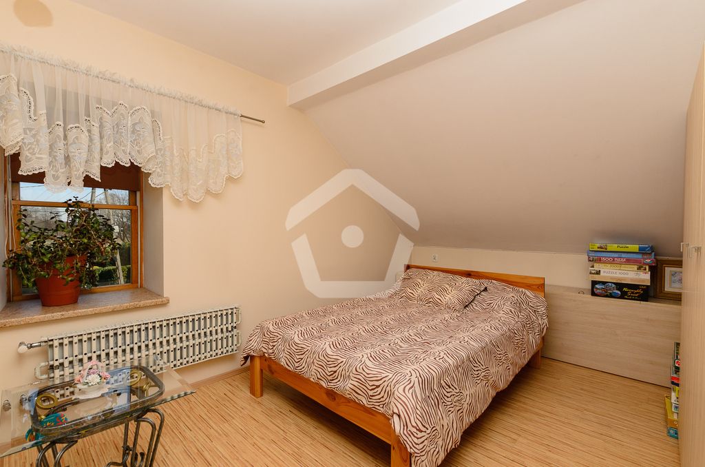 dom wolnostojący, 5 pokoi Widełka. Zdjęcie 15