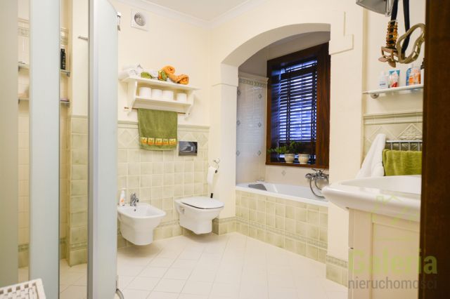 dom wolnostojący, 9 pokoi Międzywodzie. Zdjęcie 11