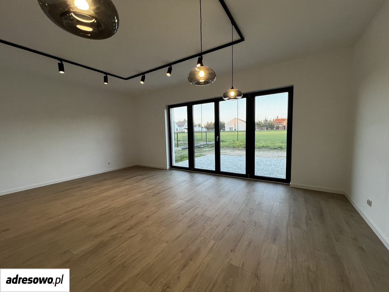 bliźniak, 6 pokoi Pisarzowice, ul. Tęczowa. Zdjęcie 3