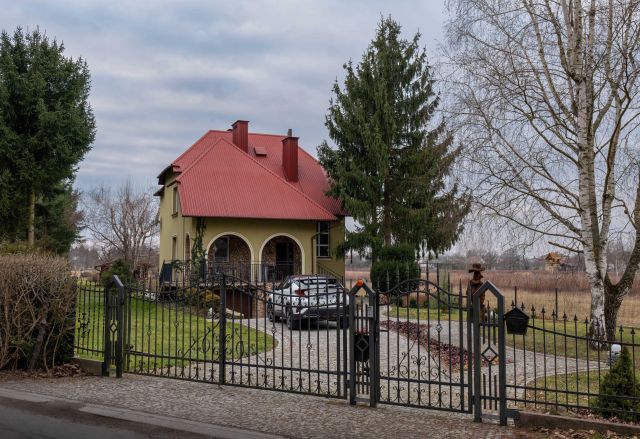 dom wolnostojący Łańcut, ul. Dębnik. Zdjęcie 1