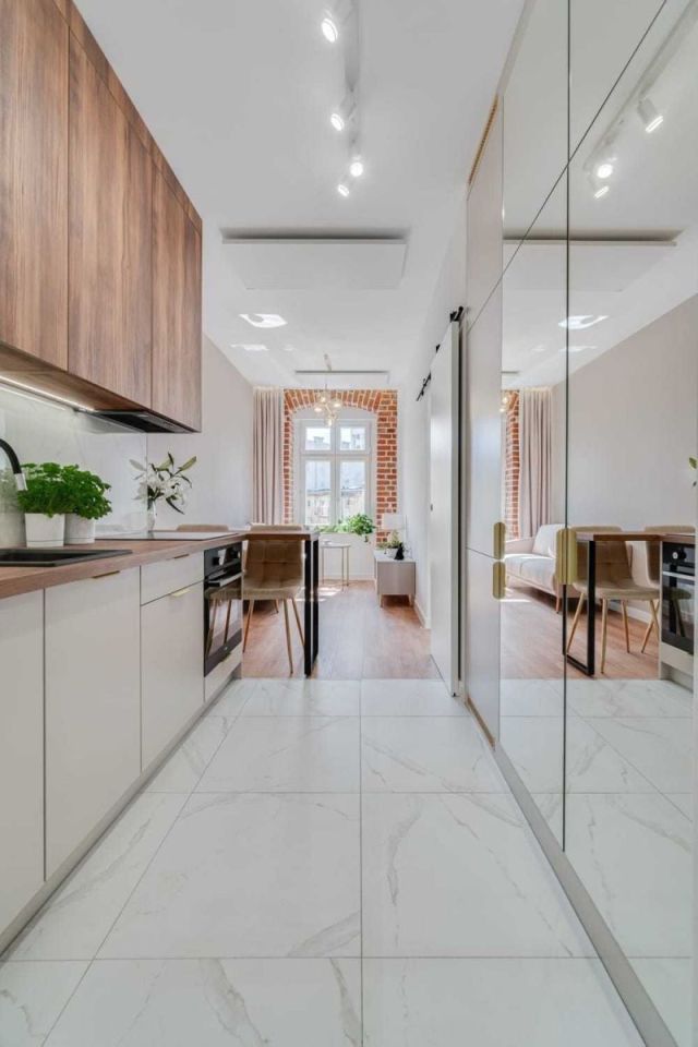 Mieszkanie 2-pokojowe Wrocław Śródmieście, ul. Marii Curie-Skłodowskiej. Zdjęcie 4