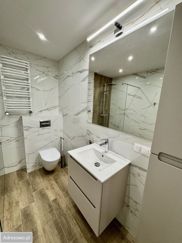 Mieszkanie 3-pokojowe Katowice Śródmieście, ul. Zabrska. Zdjęcie 2