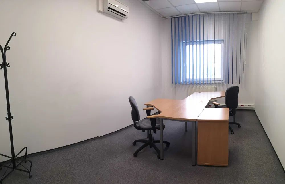 Biuro Gliwice Łabędy, ul. Leonarda da Vinci. Zdjęcie 2