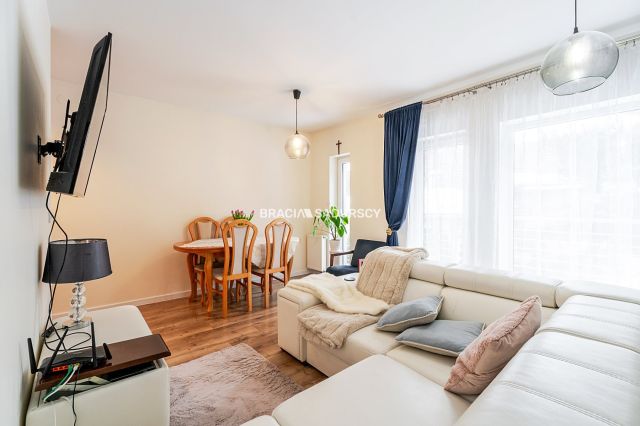 Mieszkanie 4-pokojowe Kraków Swoszowice, ul. Leona Petrażyckiego. Zdjęcie 19