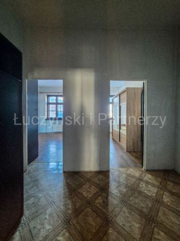 Mieszkanie 4-pokojowe Jelenia Góra. Zdjęcie 5