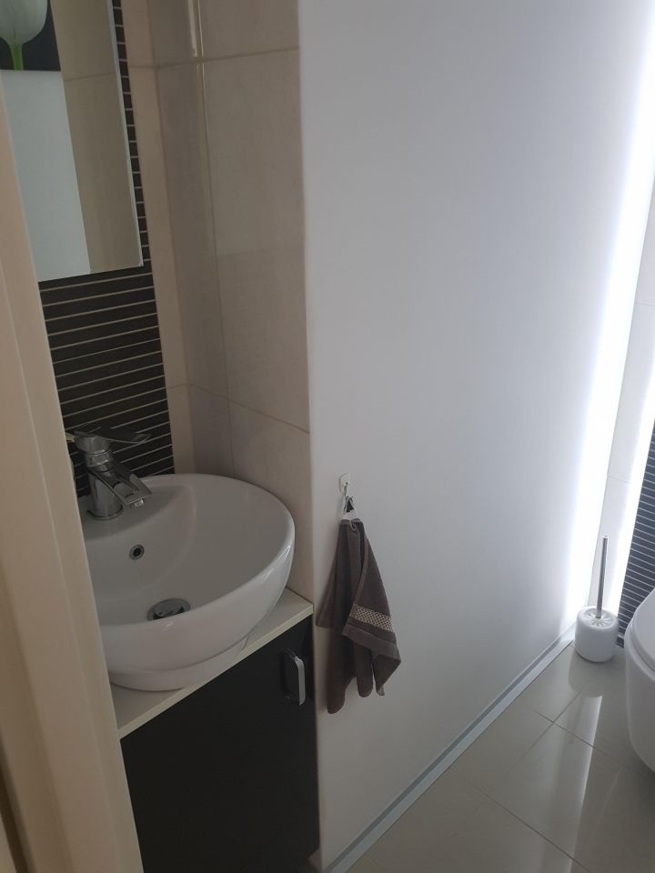 Mieszkanie 3-pokojowe Kraków Czyżyny, os. 2 Pułku Lotniczego. Zdjęcie 8