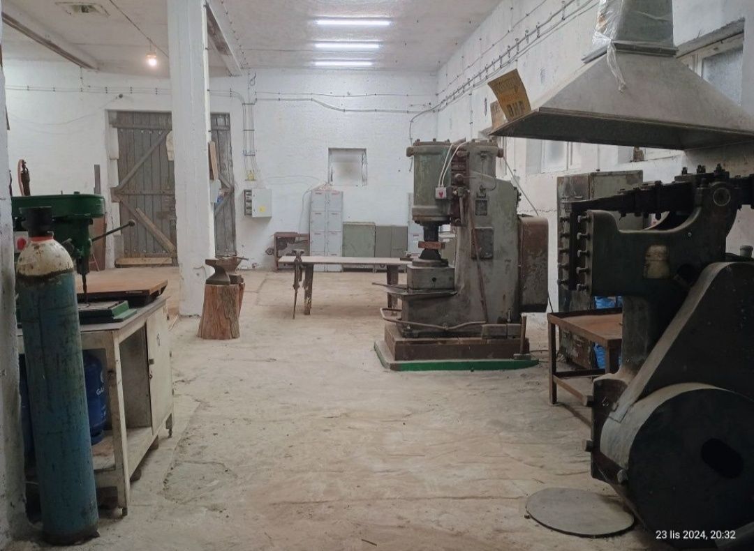 Hala/magazyn Grędzina