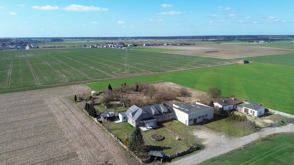 dworek, 7 pokoi Wilkowice. Zdjęcie 2