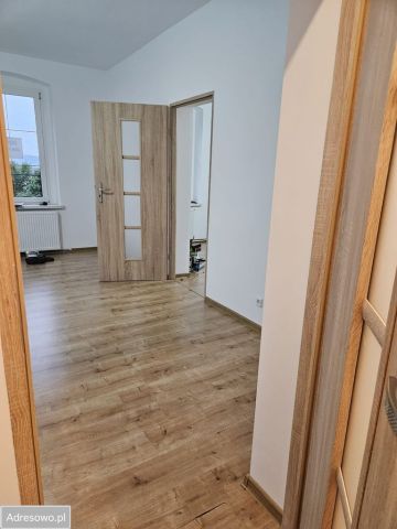 Mieszkanie 3-pokojowe Lubań, ul. Tadeusza Kościuszki. Zdjęcie 1