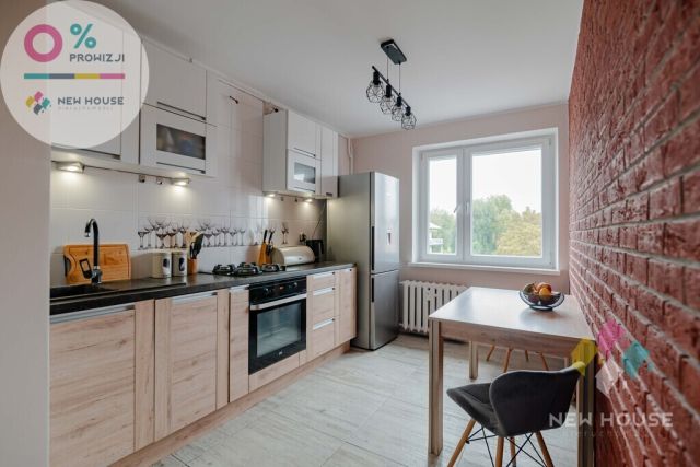 Mieszkanie 3-pokojowe Mrągowo, ul. Żołnierska. Zdjęcie 2