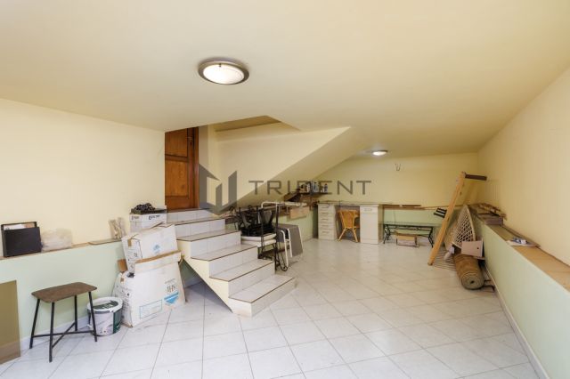 dom wolnostojący, 10 pokoi Marki. Zdjęcie 13