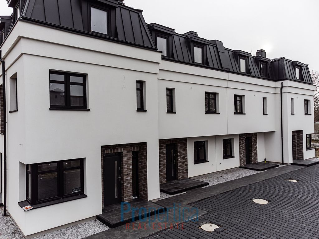 dom szeregowy, 5 pokoi Warszawa Wawer, ul. Heliotropów. Zdjęcie 2