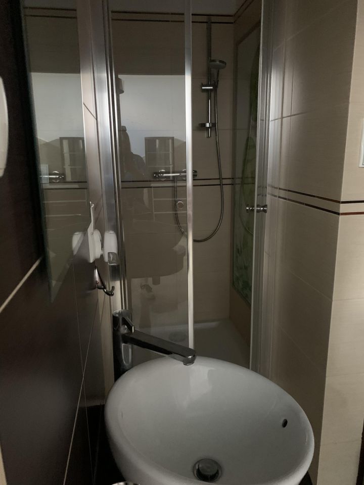 Lokal Konin Chorzeń, ul. Spółdzielców. Zdjęcie 19