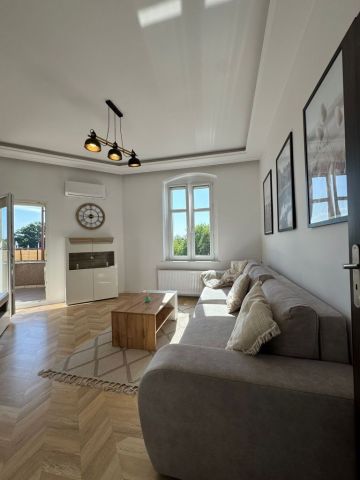 Mieszkanie 3-pokojowe Brzeg, ul. Jana Pawła II. Zdjęcie 1