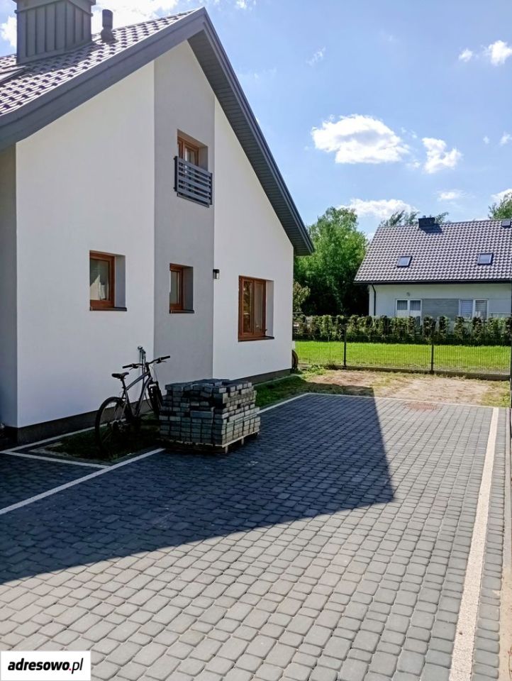 dom wolnostojący, 5 pokoi Tłuszcz. Zdjęcie 7
