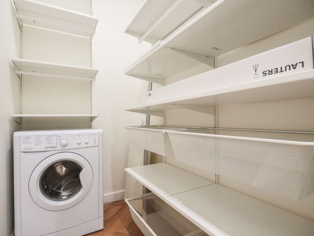 Mieszkanie 2-pokojowe Kraków, ul. Nadwiślańska. Zdjęcie 12