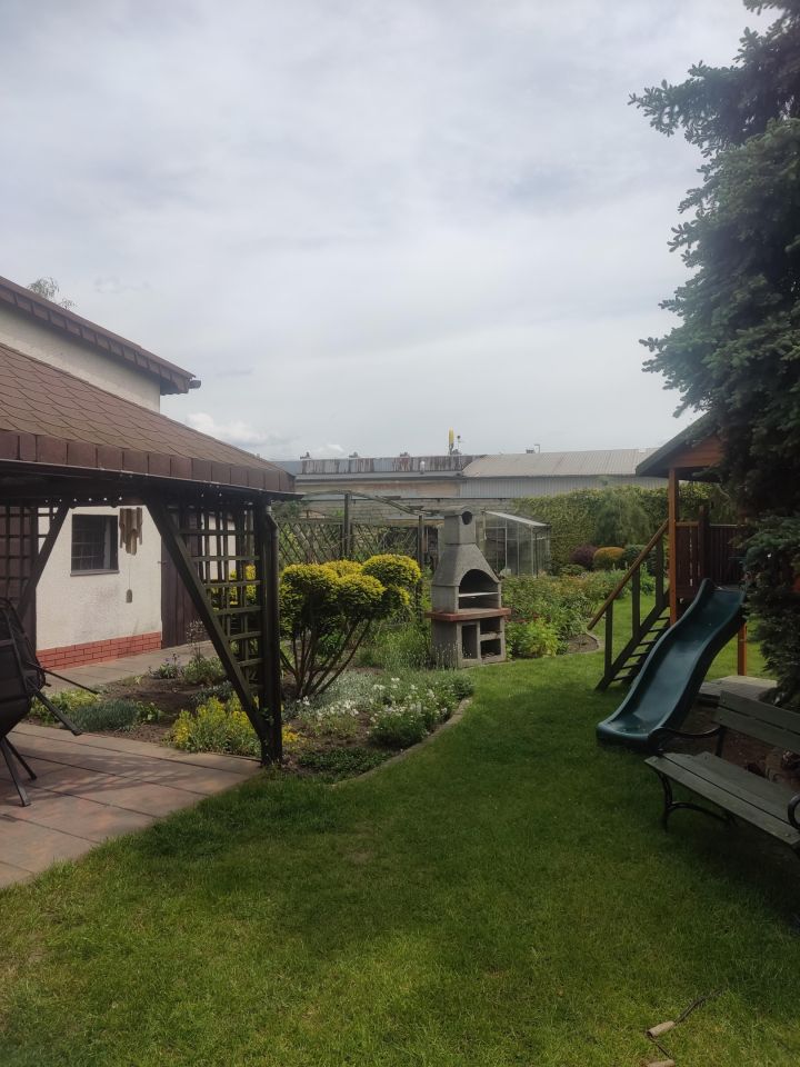 dom wolnostojący, 9 pokoi Turek, ul. Juliusza Słowackiego. Zdjęcie 7