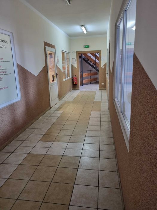 Lokal Kazimierza Wielka, ul. Okrężna. Zdjęcie 8