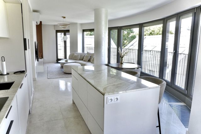 Mieszkanie 3-pokojowe Kraków Nowy Świat, ul. Smoleńsk. Zdjęcie 2