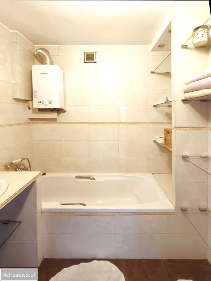 Mieszkanie 4-pokojowe Katowice Ligota, ul. ks. bp. Teodora Bromboszcza. Zdjęcie 10