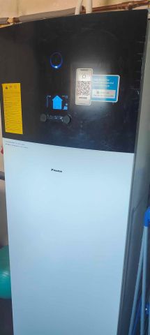 dom wolnostojący, 5 pokoi Bratoszewice. Zdjęcie 15