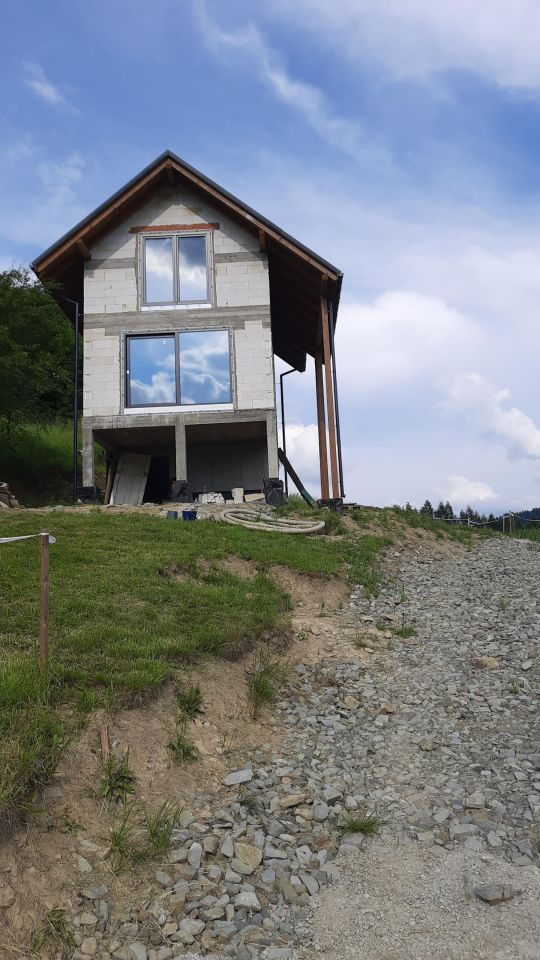 dom wolnostojący, 3 pokoje Pewel Ślemieńska, ul. Turkusowa. Zdjęcie 1