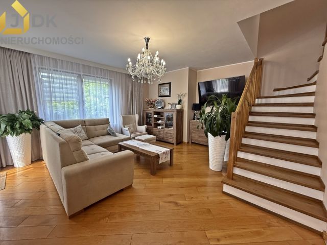 dom wolnostojący, 4 pokoje Bronisławy. Zdjęcie 9