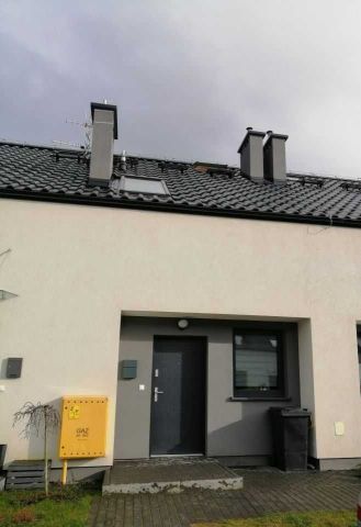 bliźniak, 3 pokoje Pępowo. Zdjęcie 1