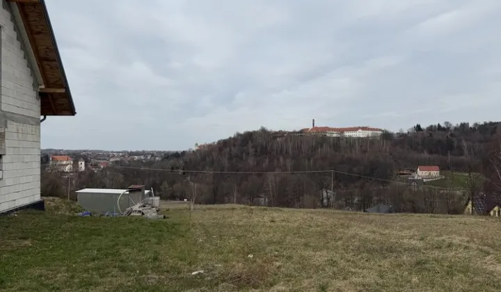 Działka budowlana Nowy Wiśnicz, Na wzgórzu
