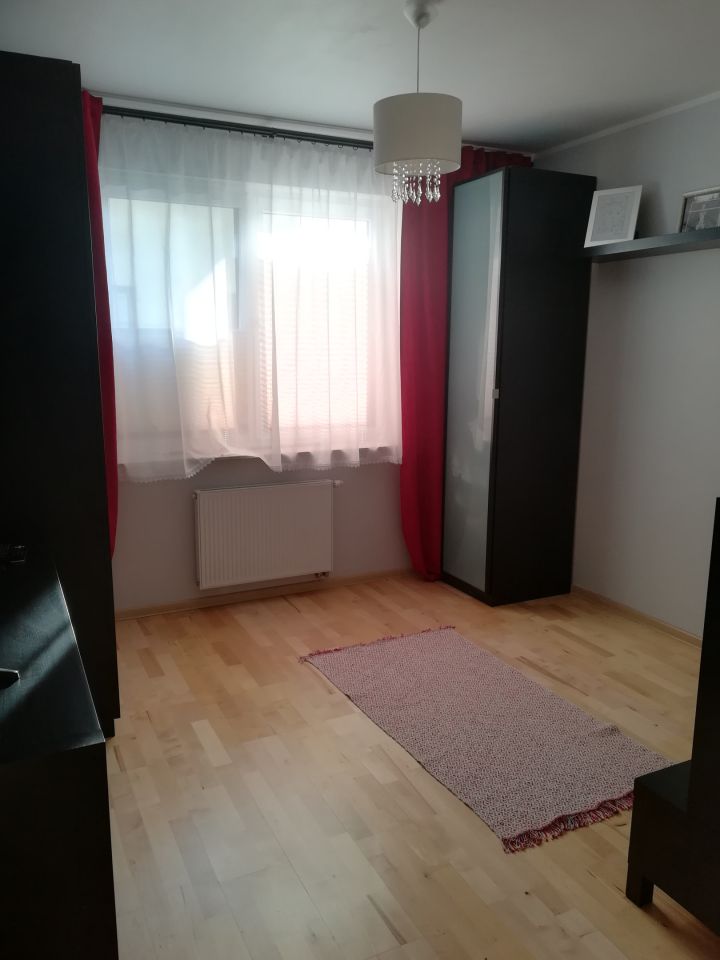 Mieszkanie 4-pokojowe Marki Kolonia Makówko, Okólna. Zdjęcie 7