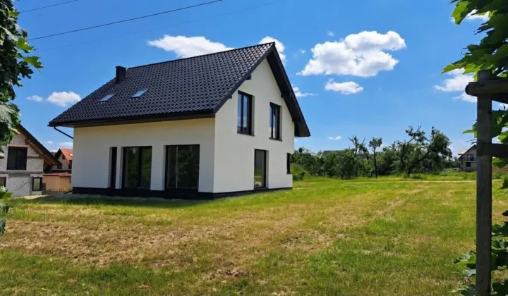 dom wolnostojący, 4 pokoje Grojec, al. Ogrodowa