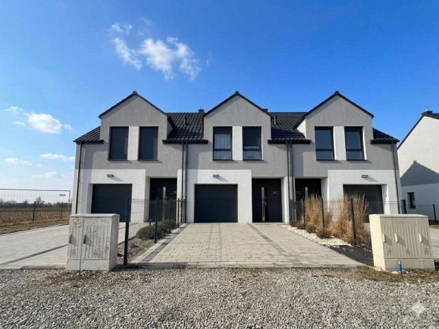 dom szeregowy, 4 pokoje Smardzów, ul. Szafirowa. Zdjęcie 11