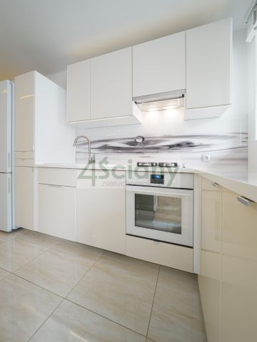 Mieszkanie 3-pokojowe Warszawa Śródmieście, ul. Mordechaja Anielewicza. Zdjęcie 10