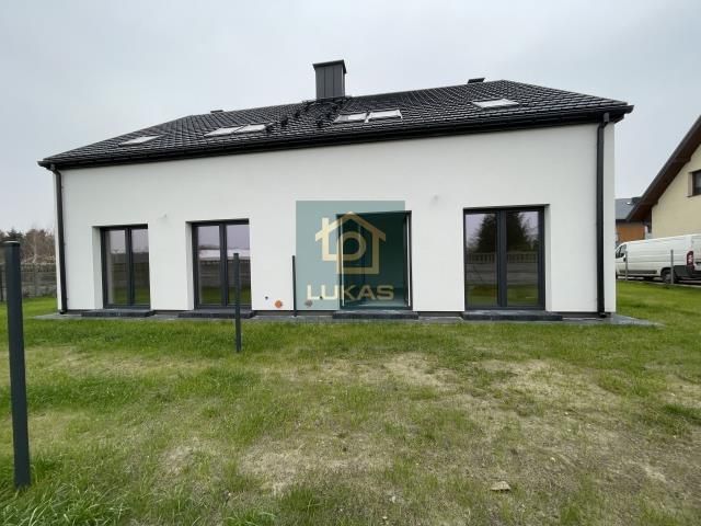 bliźniak, 5 pokoi Radzymin. Zdjęcie 1