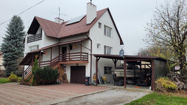 dom wolnostojący, 5 pokoi Łańcut Podzwierzyniec, ul. Podzwierzyniec. Zdjęcie 1