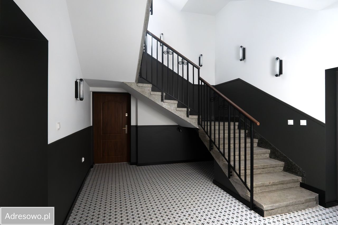 dom wolnostojący, 14 pokoi Kraków Witkowice, ul. Dożynkowa. Zdjęcie 3