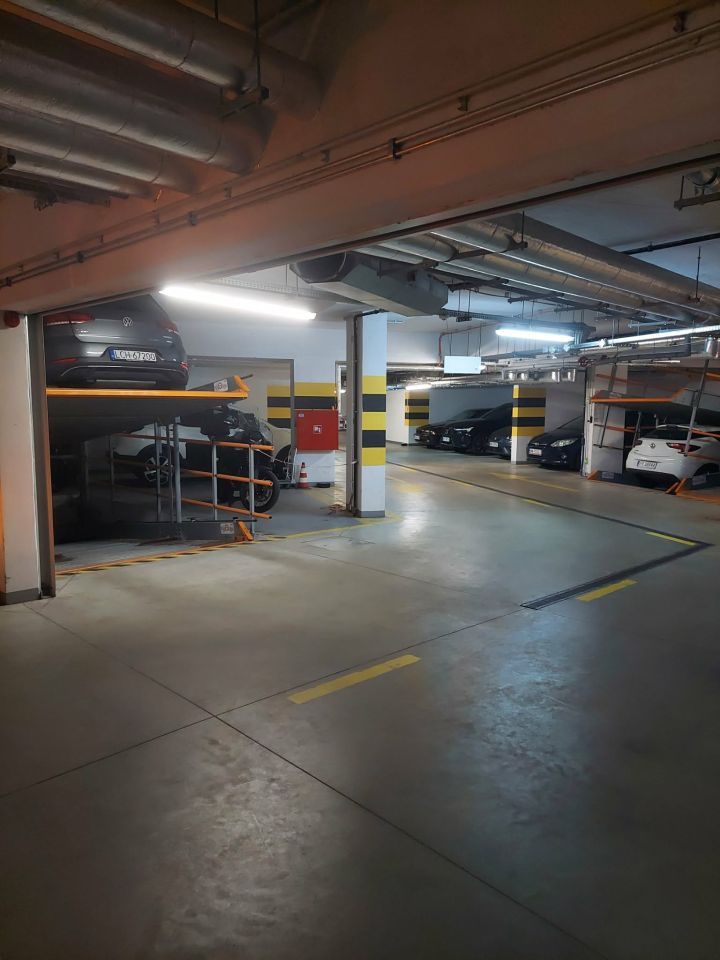 Garaż/miejsce parkingowe Warszawa Wilanów, Aleja Rzeczypospolitej. Zdjęcie 3