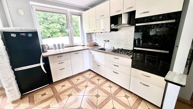 Mieszkanie 4-pokojowe Polanów, ul. Mariańskie Wzgórze. Zdjęcie 1