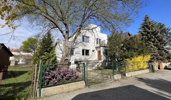 dom wolnostojący, 5 pokoi Wrocław Ołtaszyn, ul. Storczykowa