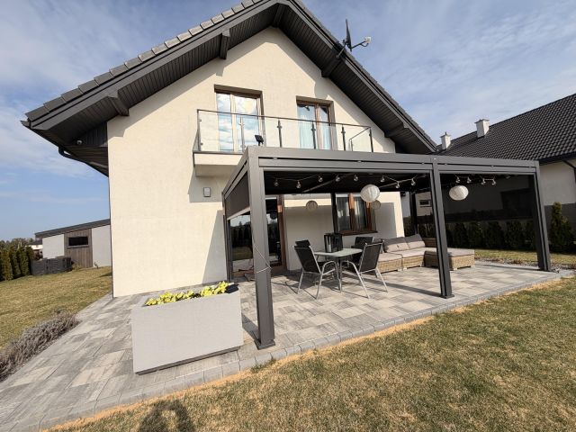 dom wolnostojący, 5 pokoi Konopnica. Zdjęcie 3