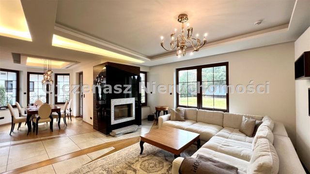 dom wolnostojący, 6 pokoi Niemcz. Zdjęcie 2