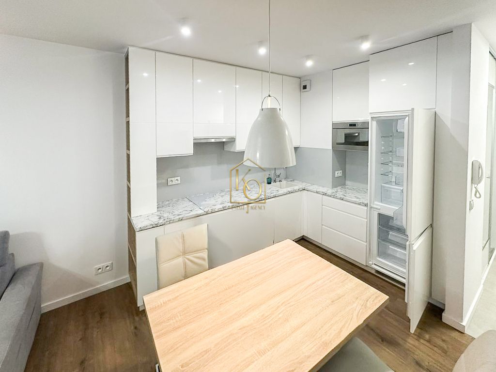 Mieszkanie 2-pokojowe Wrocław, ul. gen. Antoniego Madalińskiego. Zdjęcie 3