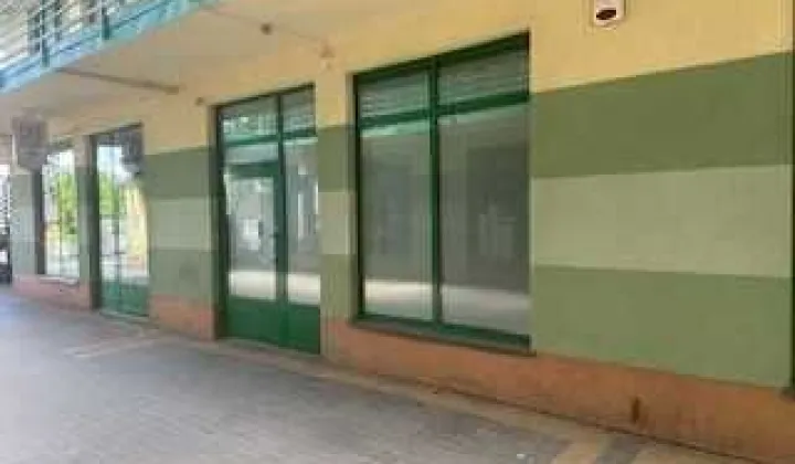 Lokal Radomsko Centrum, ul. Tysiąclecia