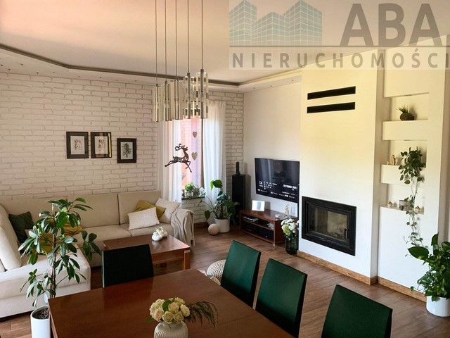 dom wolnostojący, 4 pokoje Wierzbno. Zdjęcie 3