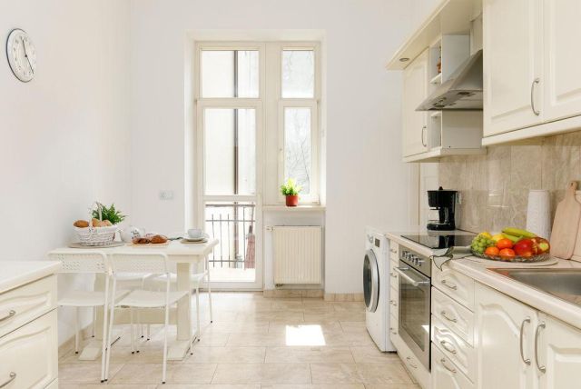 Mieszkanie 3-pokojowe Kraków Wesoła, ul. Hugona Kołłątaja. Zdjęcie 9