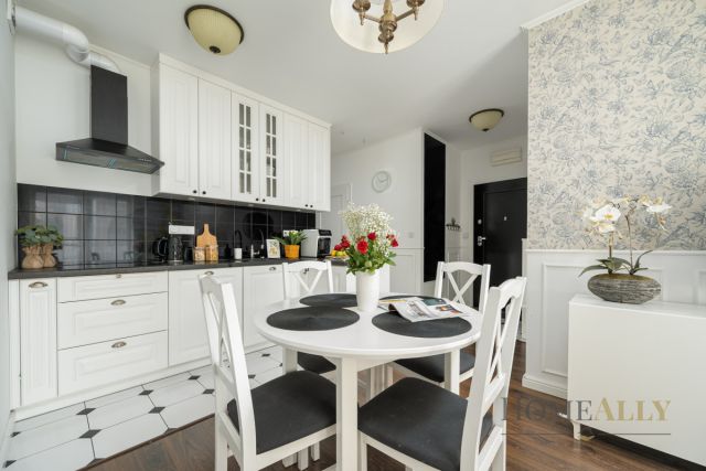 Mieszkanie 3-pokojowe Warszawa Wola, ul. Marcina Kasprzaka. Zdjęcie 3