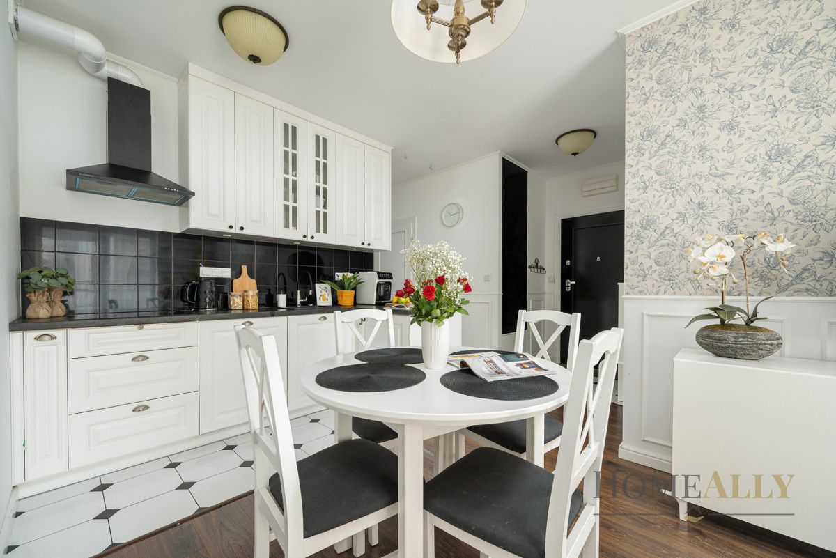 Mieszkanie 3-pokojowe Warszawa Wola, ul. Marcina Kasprzaka. Zdjęcie 3