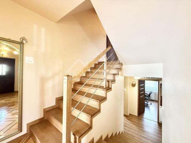 dom wolnostojący, 8 pokoi Kielce Barwinek. Zdjęcie 11