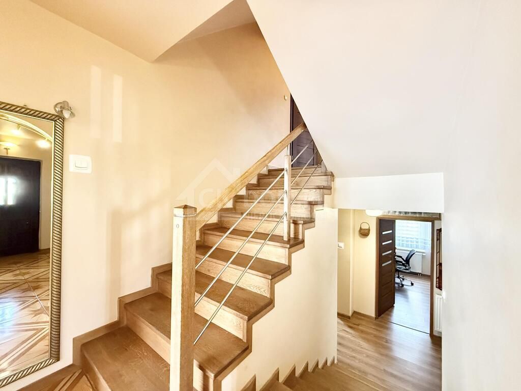 dom wolnostojący, 8 pokoi Kielce Barwinek. Zdjęcie 11