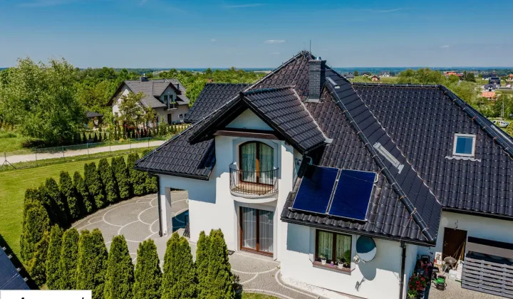 dom wolnostojący, 5 pokoi Bielsko-Biała Stare Bielsko, ul. Zapłocie Małe